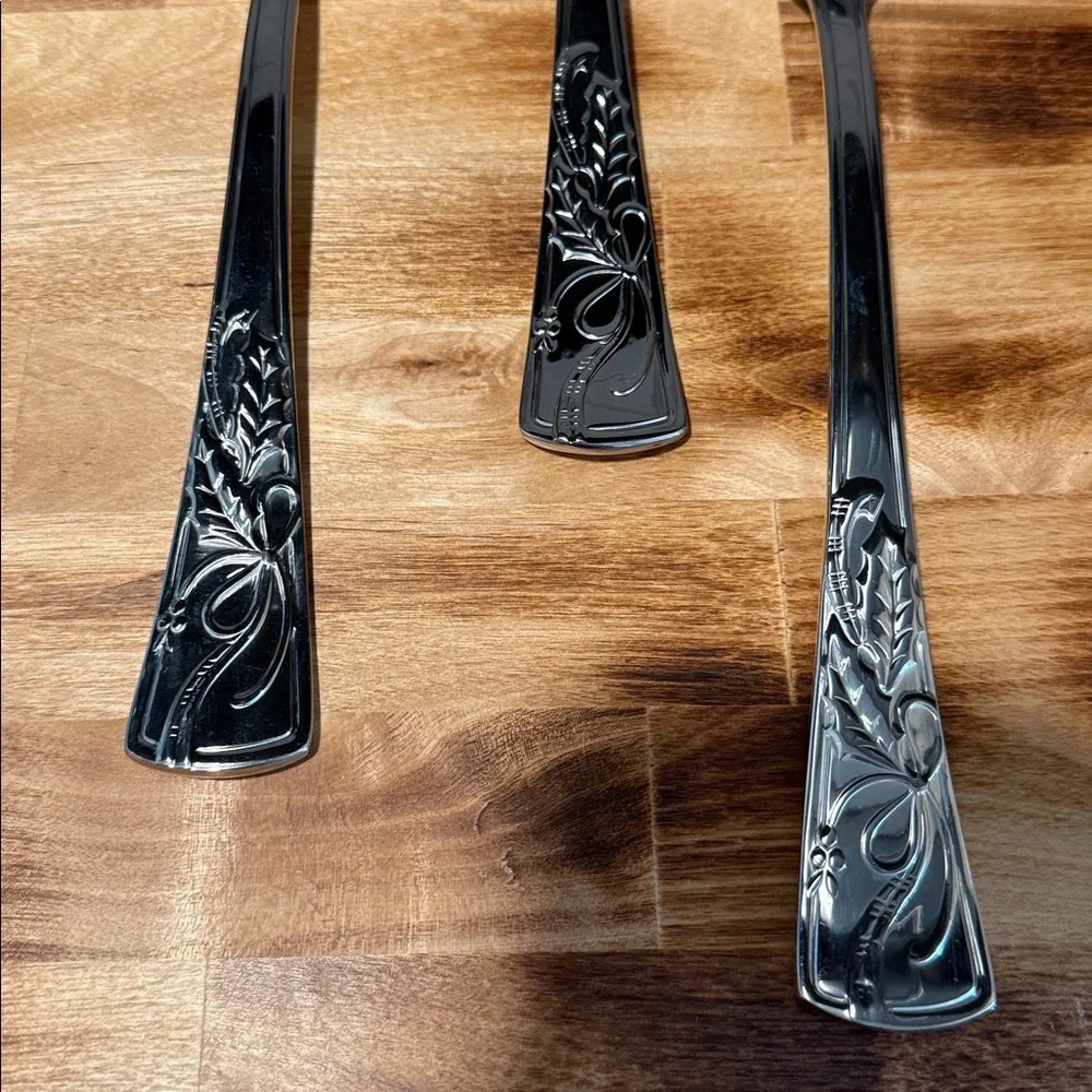 Lenox Holiday Oversized Hostess Serving Set of 5 - Picture 2 of 8